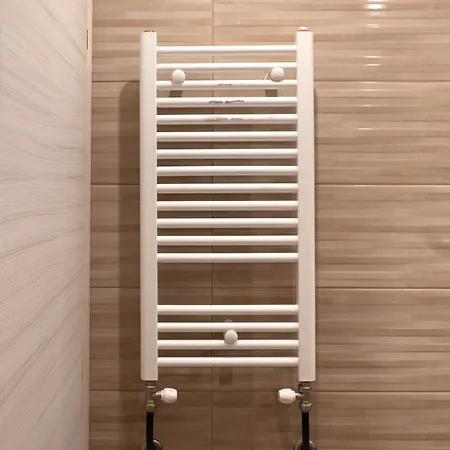 Апартаменты Downtown Cozy Flat *